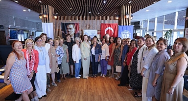 Başkan Mutlu, geleceğin kadın liderleriyle buluştu