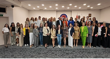 Kadınlar Çalışma Hayatında Güçlenmek İçin İzmir’den Ses Yükeltti