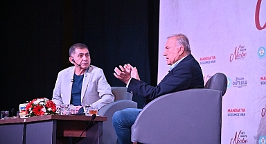 Murathan Mungan Manisa’da Sanatseverlerle Buluştu