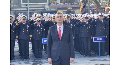 Gazi Mustafa Kemal Atatürk Gölcük´te Törenle Anıldı