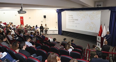 “İzmir’i teknolojiyi ihraç eden bir kente dönüştürmek için çalışıyoruz”