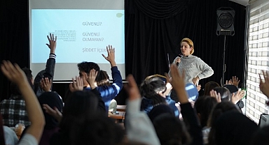 Kadına Yönelik Şiddete Karşı Mücadelede Beylikdüzü’nde Birlik ve Dayanışma
