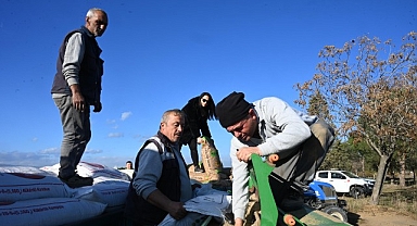 Salihli Belediyesi Buğday Ekimine Başladı